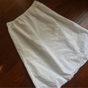 Elegant White Women's Skirt